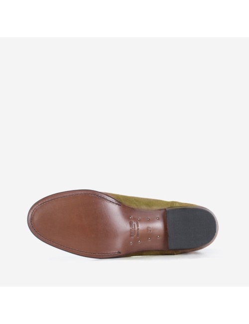 Midnight Inca Chestnut