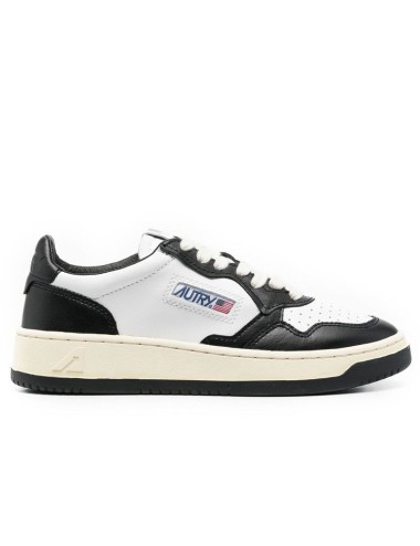 01 Low Leat Black