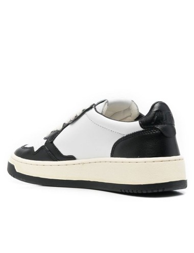 01 Low Leat Black