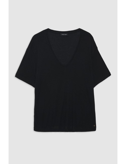Vale Tee Black