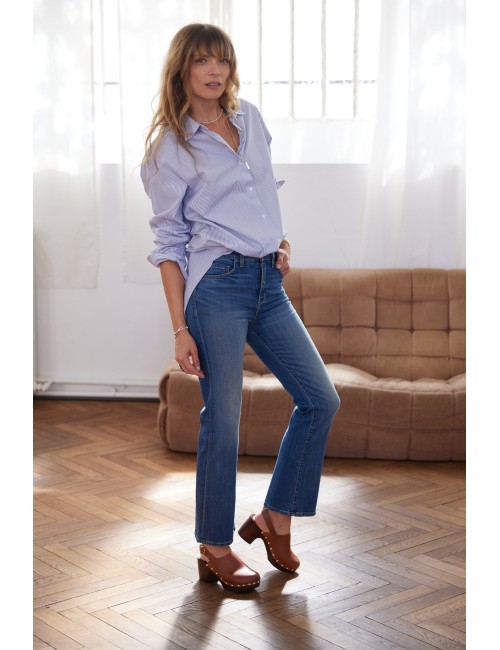 Boot Cut Jean Classic Wash