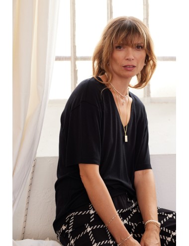 Vale Tee Black