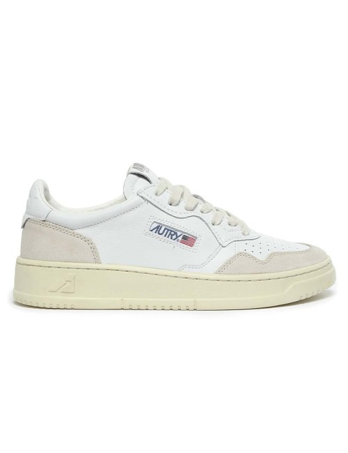 Baskets 01 Low Suede White