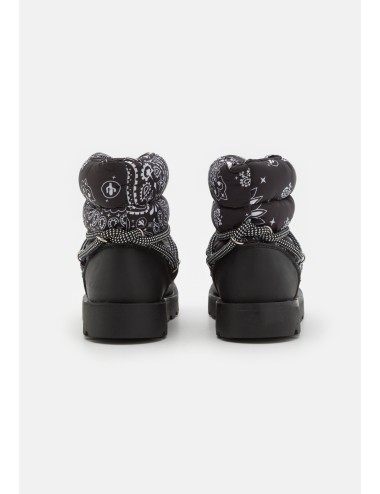Snow Boots Black