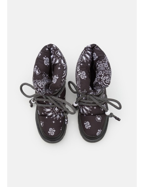 Snow Boots Black
