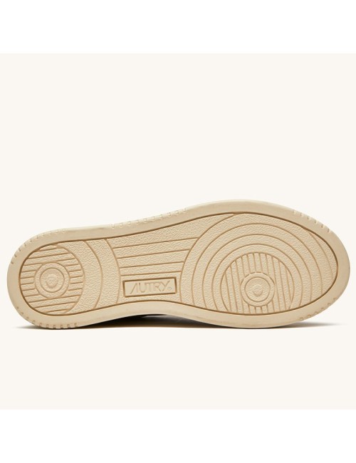 Medalist Low Leat White Silver