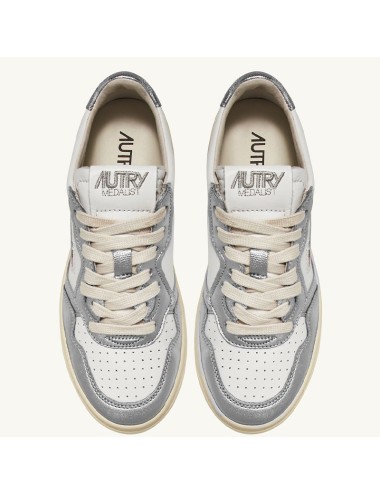 Medalist Low Leat White Silver