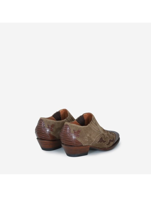 Magic Suede Chestnut Brown