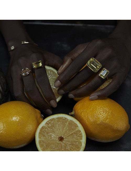 Cocktail Vertical Lemon Quartz Ring