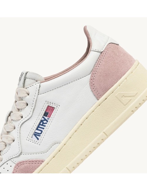 MEDALIST Low - Suede Blanc  / Powder