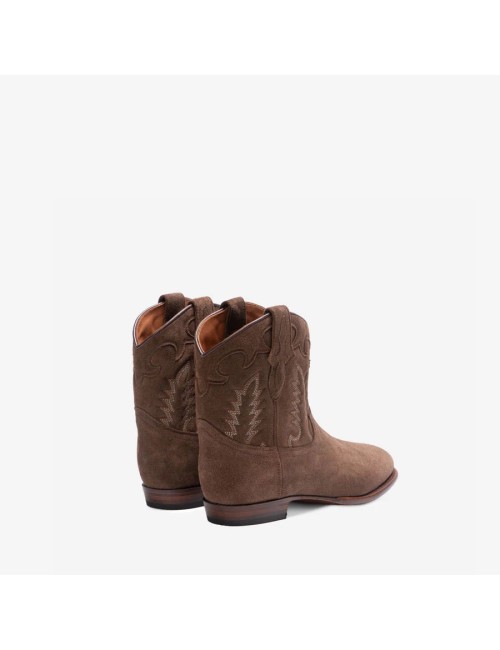 Early Midnight Suede Moccha