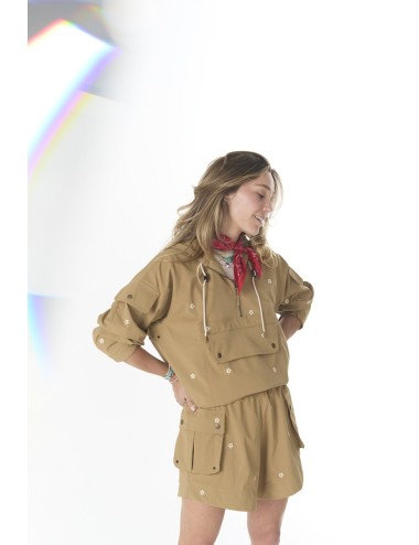 Short Embroidered CARGO - Khaki With Cream Daisies