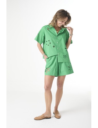 Chemise à FLEURS Découpées